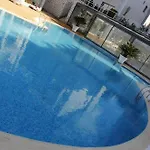 アパートホテル Kondo Suites Çeşme