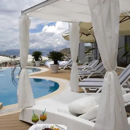 Kondo Suites Lägenhetshotell 4*