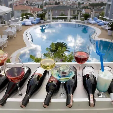 Kondo Suites